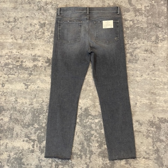 NWT Fidelity Gwen Crop High Rise Skinny Ankle Jeans Gray Dissolve Raw Hem 32 - Picture 11 of 14